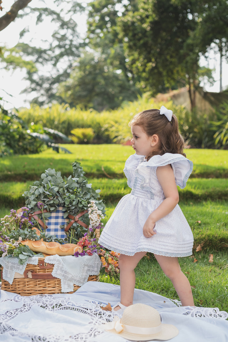 Cannes Dress - White toddler girl dress with grey flower print and ruffle sleeves | Bee•nené