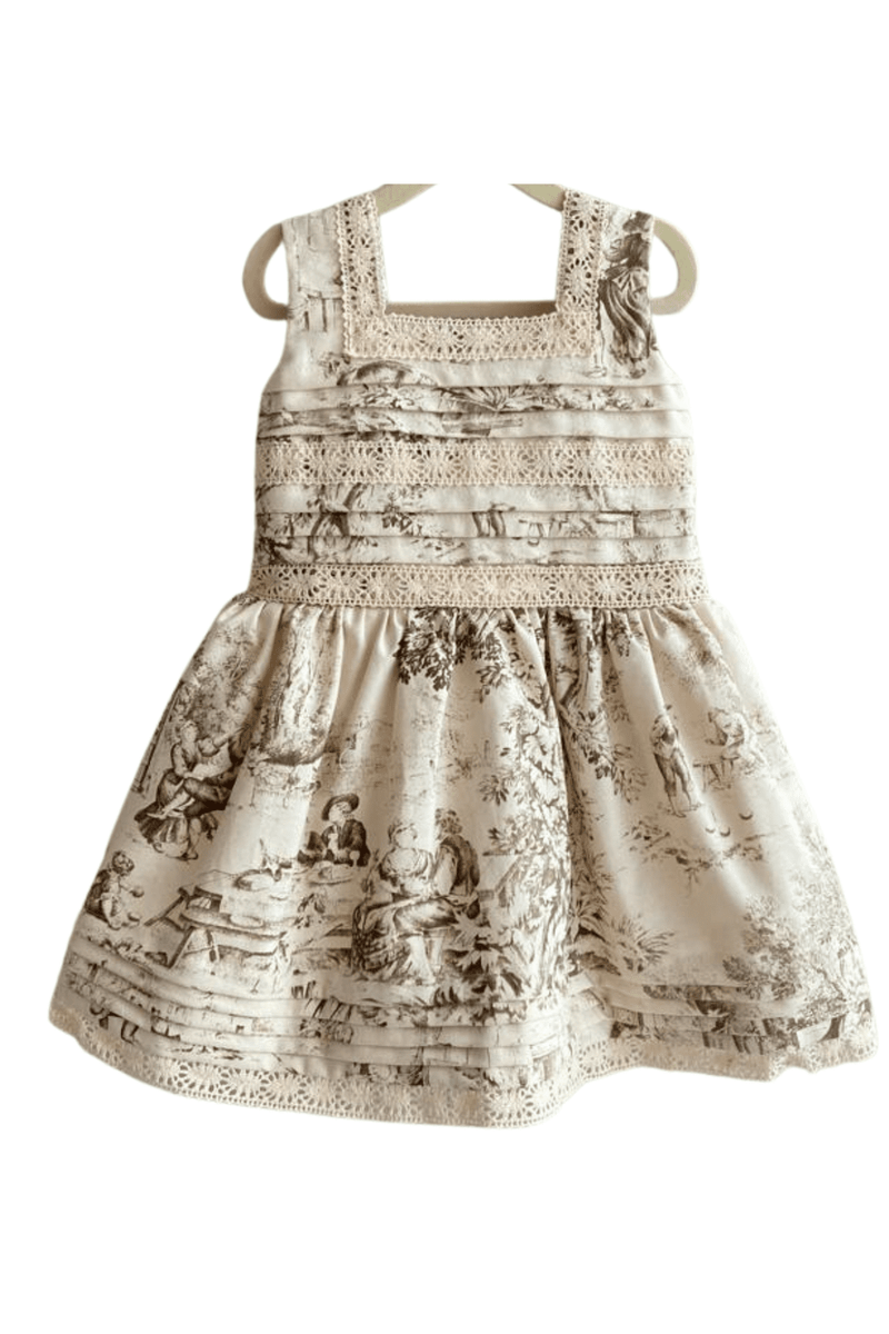 Le Midi Dress - Beige toile girl dress with pleated yoke and lace detail | Beenene